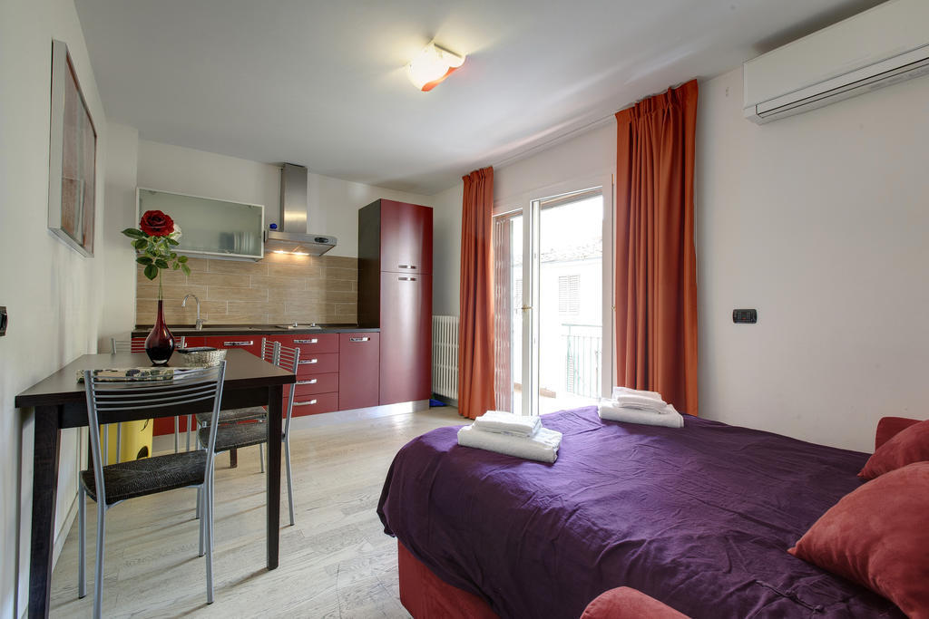 Casa Per Vacanze Liberta Florens Exteriör bild
